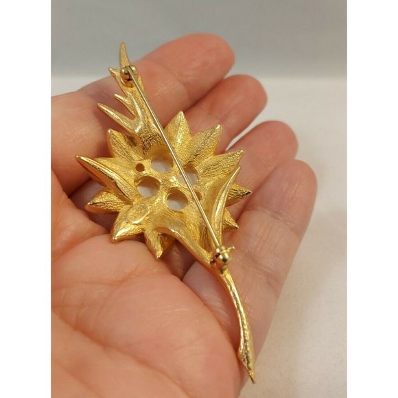 Vintage Ambras Fine Jewelry Co Large Faux Pearl Gold Tone Flower Pin Brooch - Picture 10 of 10
